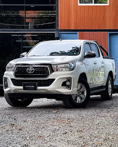 Toyota Hilux 2.8 4x4