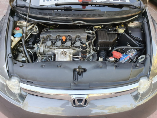 Imagen 13 de 15 de Honda Civic Lxs 1.8 2008