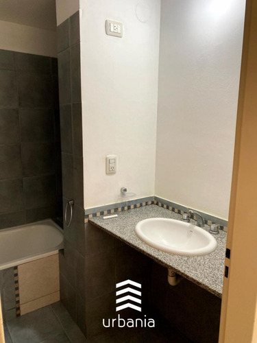 Venta Departamento Escalera 1 Dormitorio Abasto Rosario