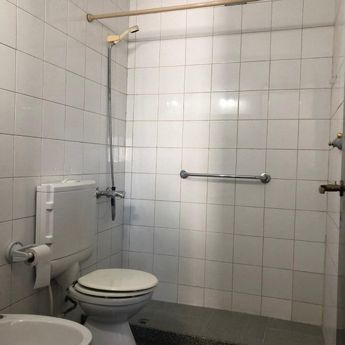 Imagen 10 de 14 de Departamento En Alquiler En Moron Sur