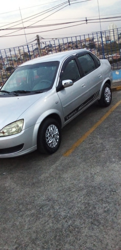 Imagem 6 de 9 de Chevrolet Clássico 2014 1.0