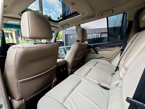 Imagem 9 de 10 de Mitsubishi Pajero Full 3.2 Hpe 4x4 16v Turbo 2014
