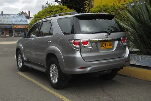 Toyota Fortuner 3.0 Sr5