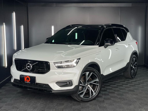 Volvo XC40 40 T-5 HÍBRIDO R-DESIGN 1.5 262CV FWD