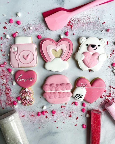 Cortador De Galleta San Valentín 10 Cm Kit 4 Pzas Rosa