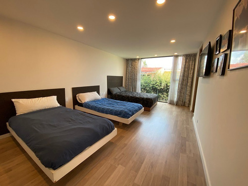 Imagen 10 de 14 de Departamento En Calle Cerrada Tipo Duplex En Venta