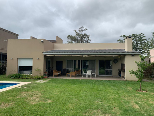 Venta Casa El Recodo Lote Central