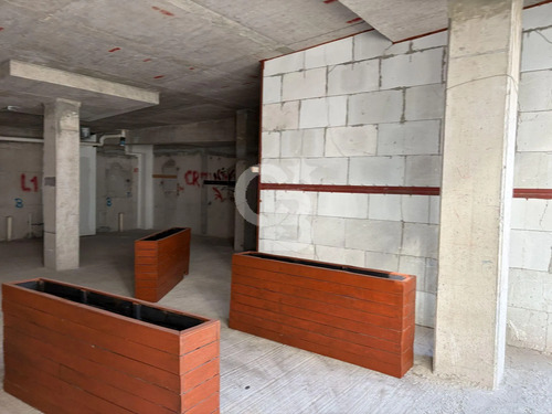 Local En Placa Comercial En Providencia