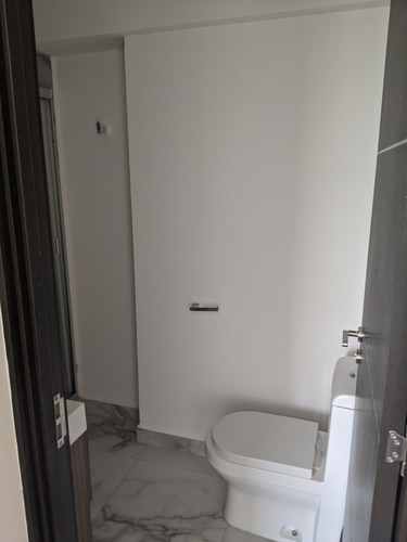 Imagen 9 de 14 de Cuartos Amueblados Limpios Y Seguros Por Semana
