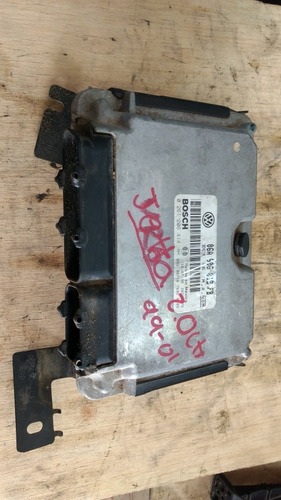 Computadora Volkswagen Jetta Beetle 2.0 99-01 Ml11 (Usado)
