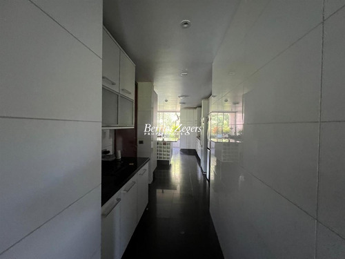 Departamento En Arriendo De 3 Dorm. En Lo Barnechea
