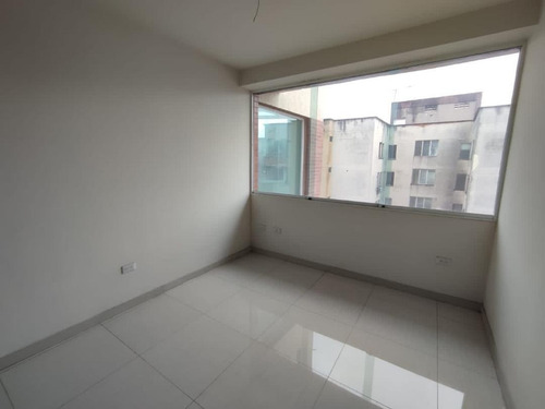 Imagen 13 de 18 de En Venta Apartamento Exclusivo Palazzo Ambruzzo. Adlz