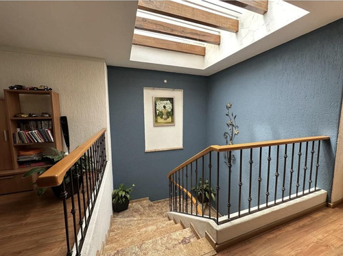 Casa En Venta En Metepec, San Jorge Pueblo Nuevo, El Pedregal