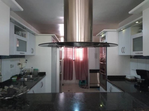 Imagen 6 de 21 de Se Vende Casa. 5h/ 4b. 265 Mt2 Guatire Villa Avila 8157