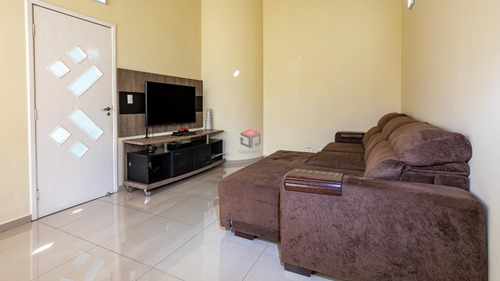 Imagem 5 de 22 de Mansão Com 700 Metros Construídos, Com Quadra De Tênis E Piscina! - 20563