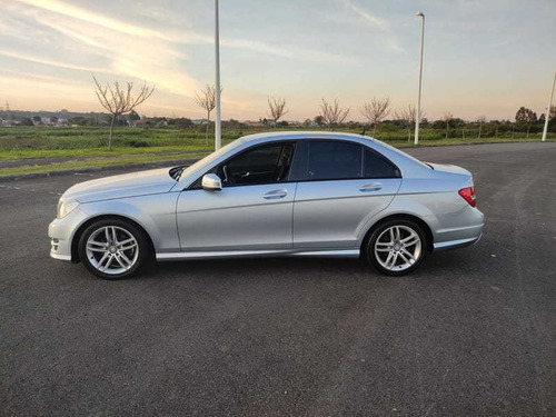 Imagem 4 de 15 de Mercedes-benz C180 1.6 T Cgi Sport 2013