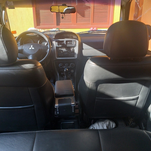 Mitsubishi Pajero Tr4 2011 2.0 Flex 5p