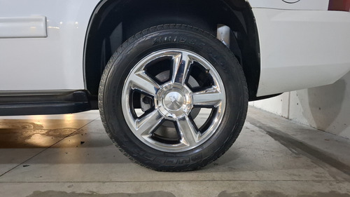 Chevrolet Tahoe 5.3 D PIEL DVD