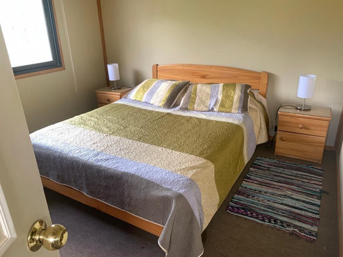 Casa En Venta De 5 Dorm. En Olmué