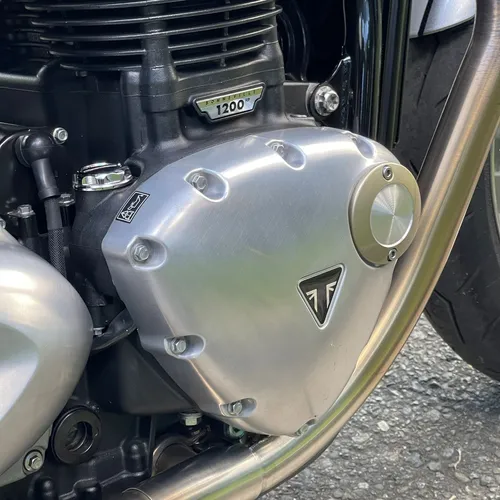 Triumph Thruxton R 1200