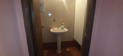 Alquiler De Local Comercial En El Centro