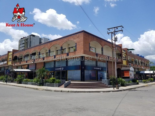 Local Comercial En Venta En San Jacinto 23-4503 Jcm