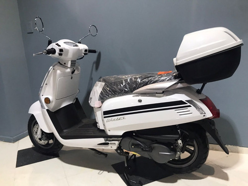 Imagen 5 de 16 de Scooter Kymco Like 125 Blanca 0km 2023