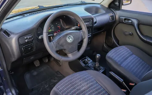 Volkswagen Pointer 1.6 City Mt