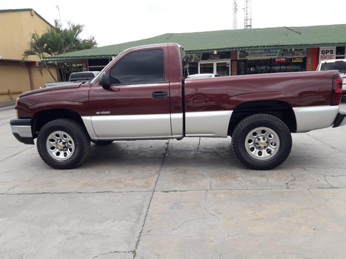 Imagen 2 de 8 de Chevrolet Silverado Lt