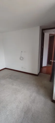 Se Vende Apartamento En Balsillas En Madrid De 71 Mts2