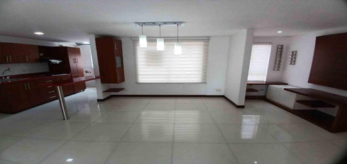 Apartamento En Arriendo Ubicado En Medellín Sector Laureles - Lorena (27263).