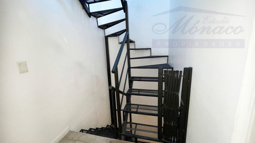 Imagen 27 de 30 de Triplex 3 Amb Con Terraza. Sin Expensas Reciclado!