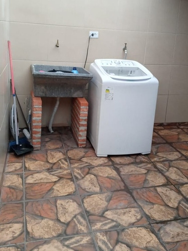 Imagem 4 de 14 de Casa 02 Dorm Com Garagem - Jardim Munira