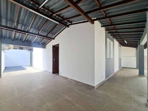 Imagem 7 de 27 de Casa Em Reforma, 2 Quartos Para Alugar, 65 M² Por R$ 2.850/mês - Itaipu - Niterói/rj - Ca0080