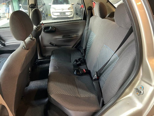Chevrolet Corsa Classic 1.0 MPFI LS 8V FLEX 4P MANUAL