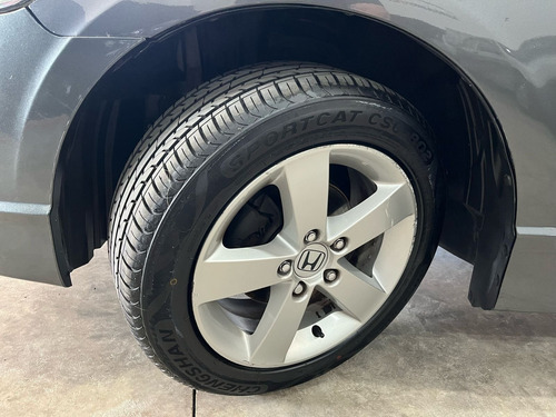 Honda Civic 1.8 Lxs Flex Aut. 4p
