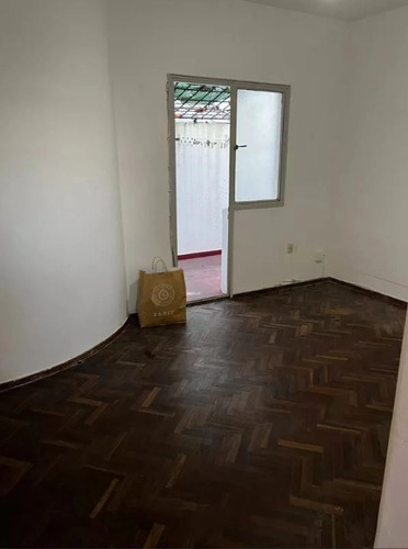 Imagen 7 de 15 de 1er Piso, Con Patio! Cómodo Y Ventilado, Ideal Parejas !