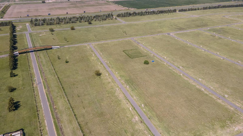 Imagen 5 de 16 de Lote En Los Pasos Del Jockey Barrio 3