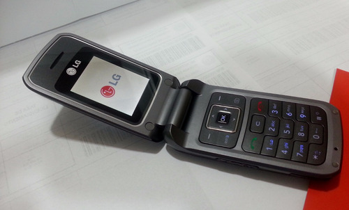 Celular LG Kp 215 D Chip Fliper Pequeno Visor Externo Lindo