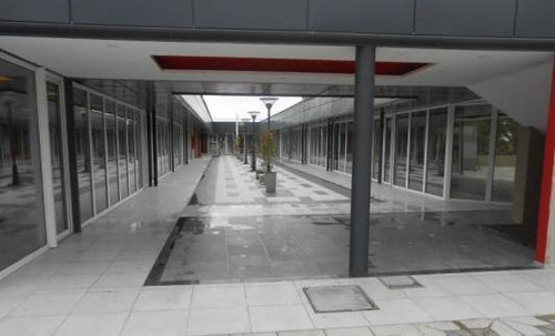 Imagen 6 de 8 de Oficina - Barrio Parque Leloir
