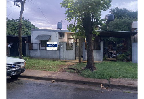 Vendo 3 Casas En Terreno En Esquina - Posadas Mnes