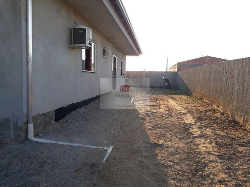 Imagem 3 de 13 de Casa No Porto Grande Com 2 Quartos Para Venda, 68 M² - Ft1393