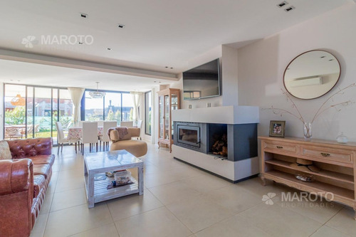 Imagen 7 de 30 de Casa En Venta En Barrio El Canton Islas - Maroto Propiedades