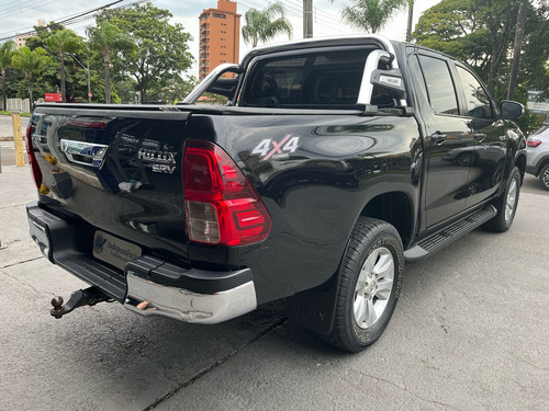 Toyota Hilux 2.8 Tdi Srv Cab. Dupla 4x4 Aut. 4p