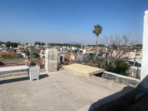Casa En Venta Con Locales, Col. Lomas De Polanco, Guadalajara, Jalisco.