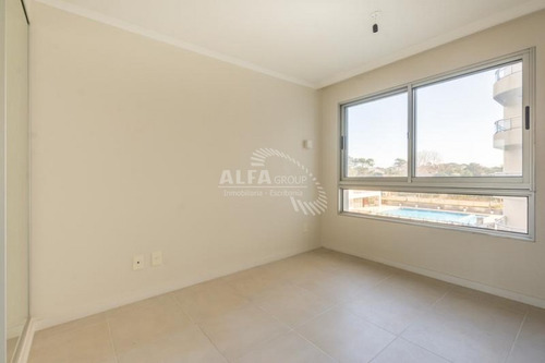Roosevelt, Cercano Al Mar !-ref:2355