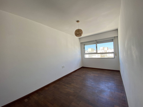 Imagen 10 de 14 de Venta De Apartamento Con 2 Dormitorios En Pocitos