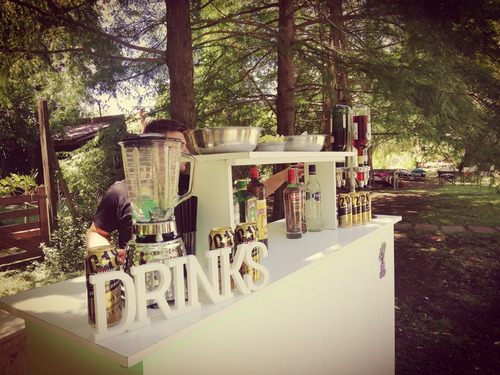 Imagen 3 de 10 de Alquiler De Bar Movil - Servicio De Bartenders - Eventos -