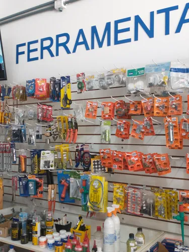 Imóvel Comercial, Com Uma Loja De Materiais