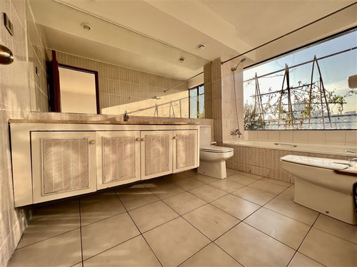 Departamento Venta En El Bosque A Paso Metro Tobalaba.